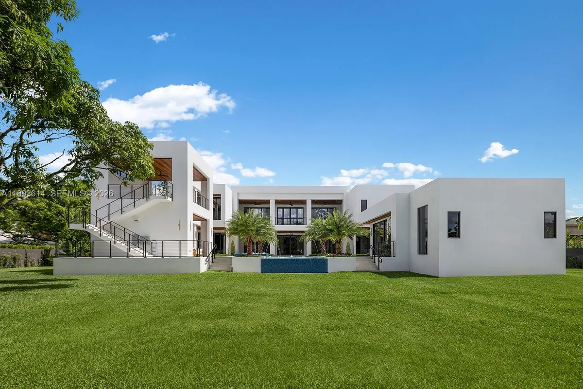 9900 SW 125th Ave, Miami FL 33186