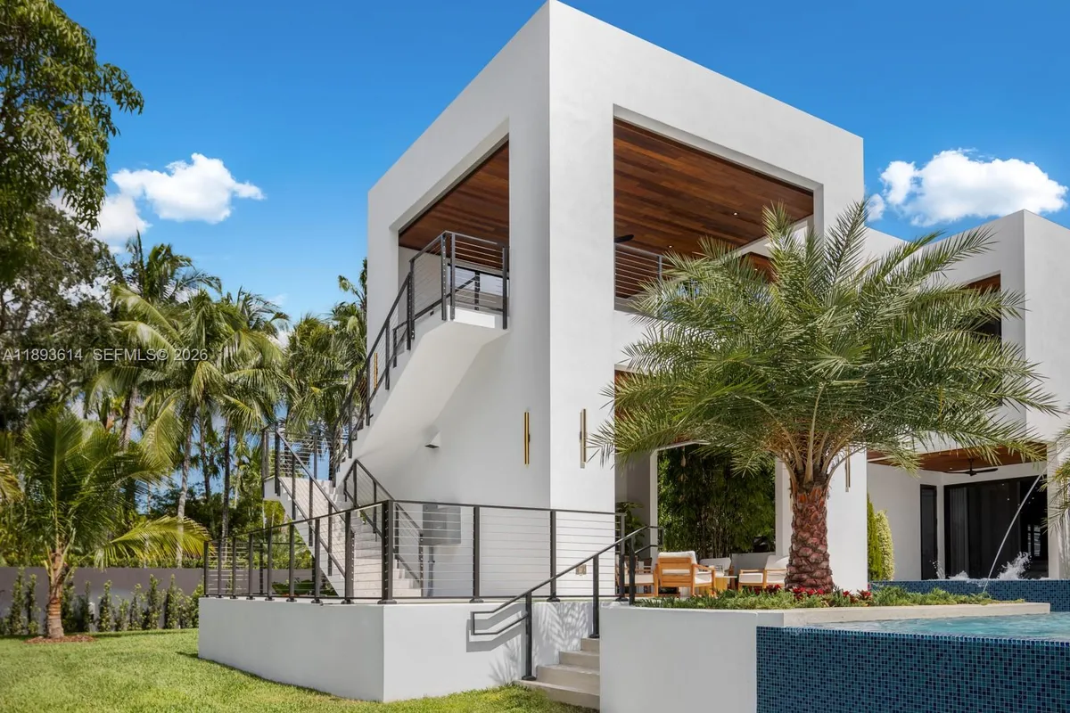 9900 SW 125th Ave, Miami FL 33186