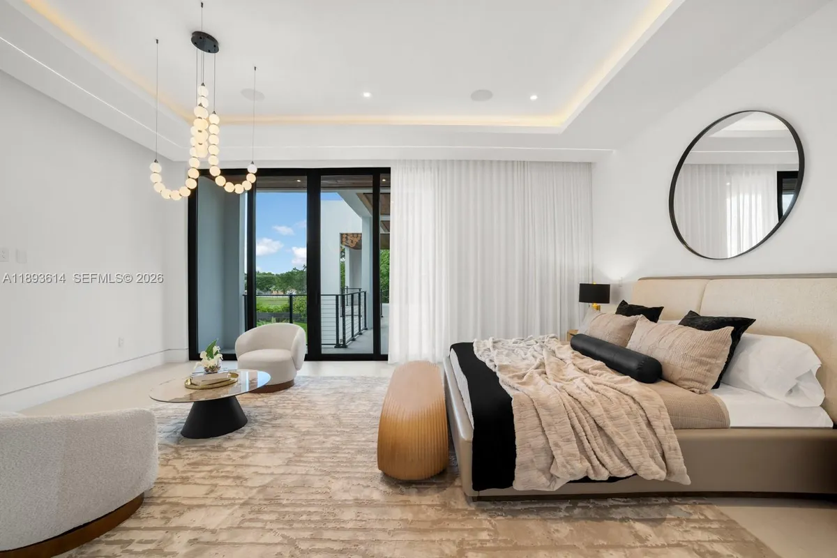 9900 SW 125th Ave, Miami FL 33186