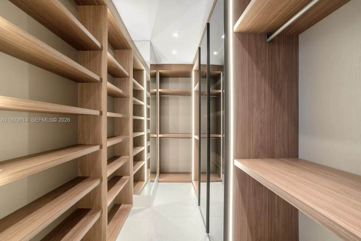 9900 SW 125th Ave, Miami FL 33186