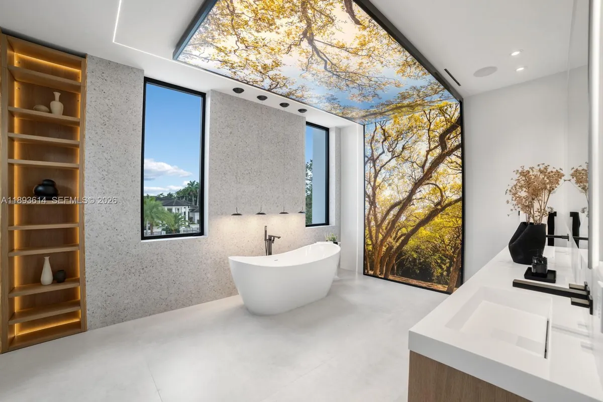 9900 SW 125th Ave, Miami FL 33186