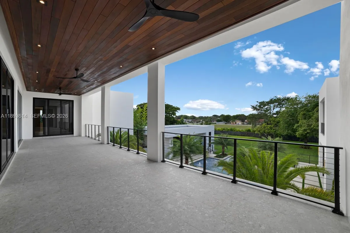 9900 SW 125th Ave, Miami FL 33186