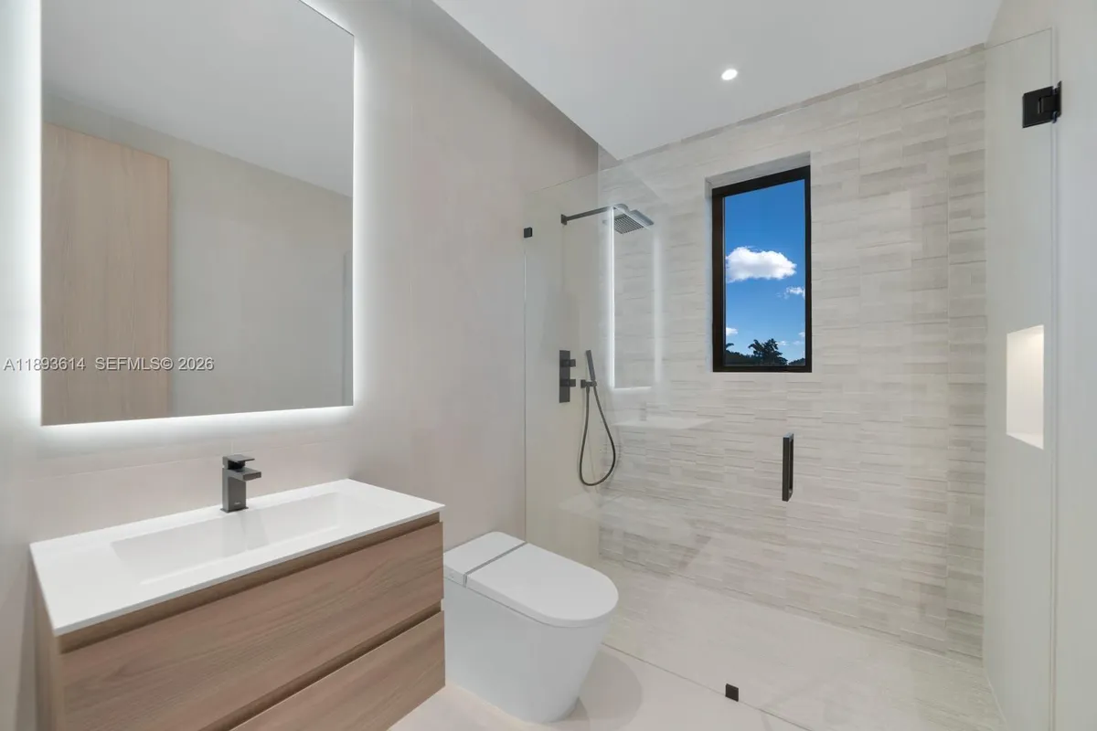 9900 SW 125th Ave, Miami FL 33186