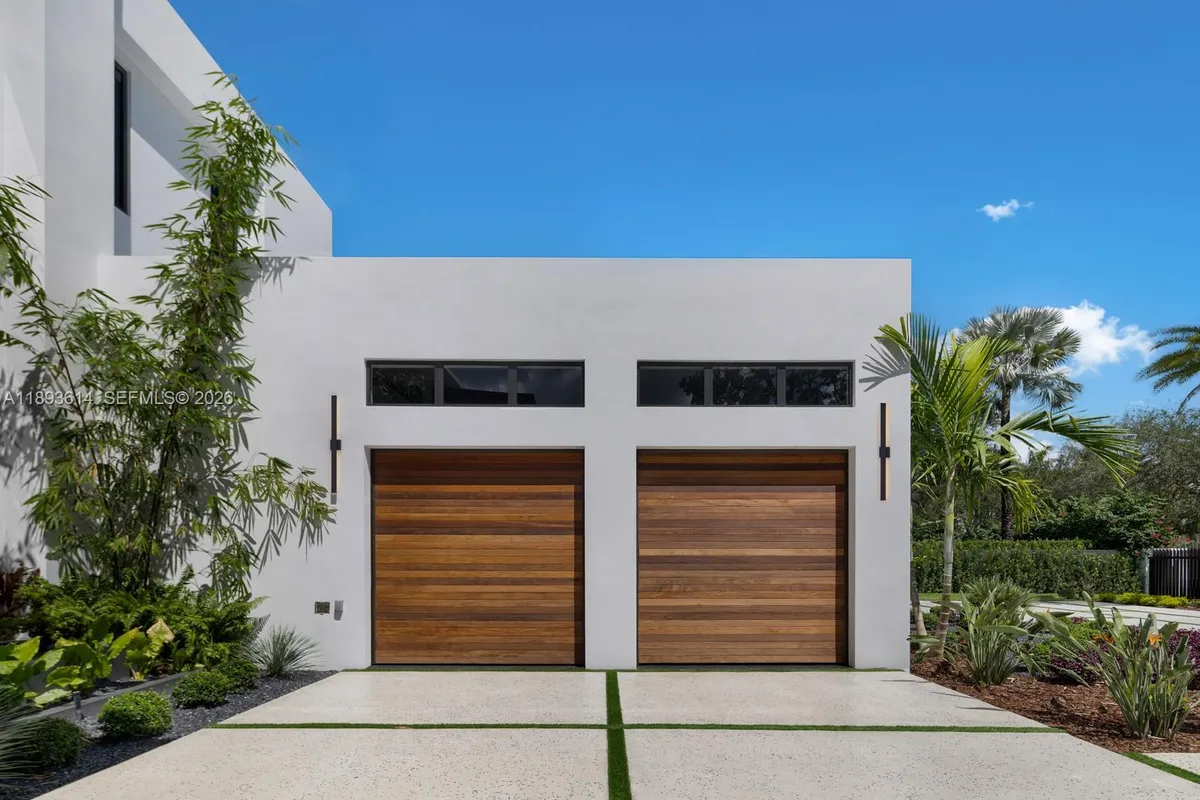 9900 SW 125th Ave, Miami FL 33186