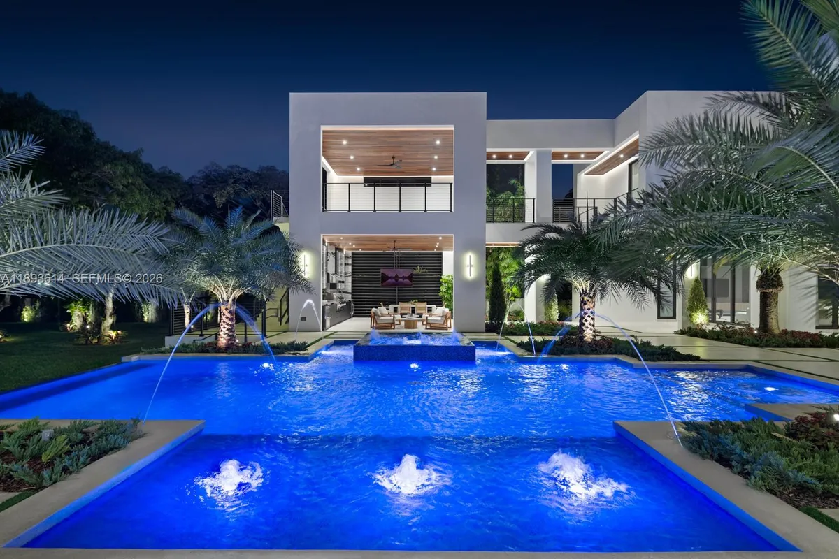 9900 SW 125th Ave, Miami FL 33186