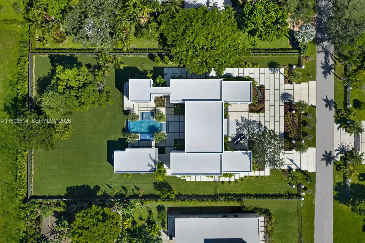 9900 SW 125th Ave, Miami FL 33186