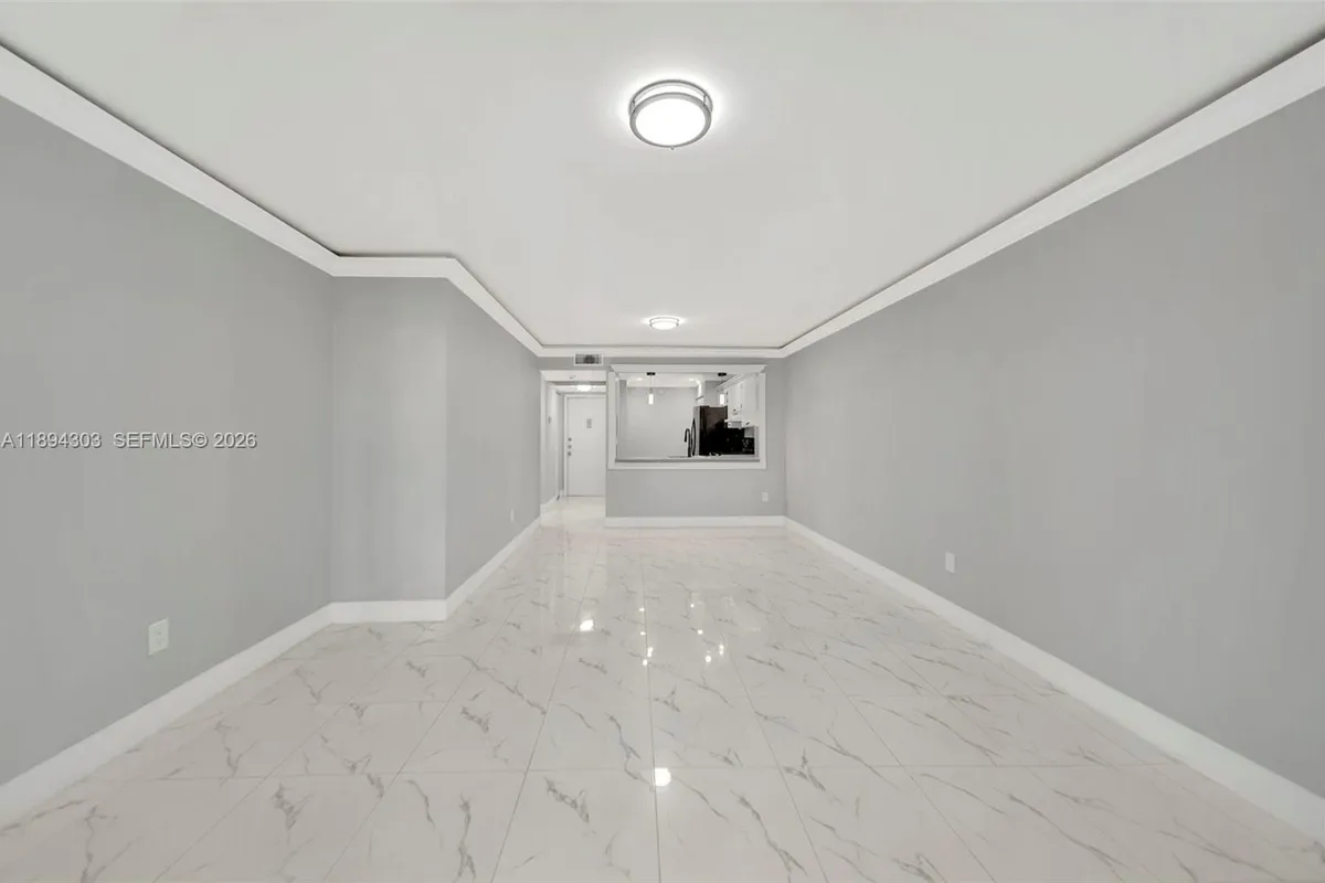 871 NE 207th Ter # 202, Miami FL 33179