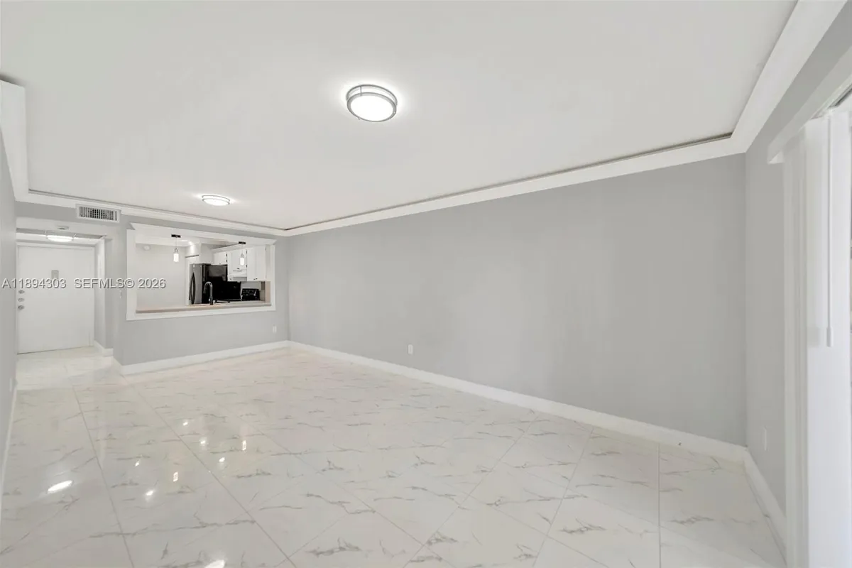 871 NE 207th Ter # 202, Miami FL 33179