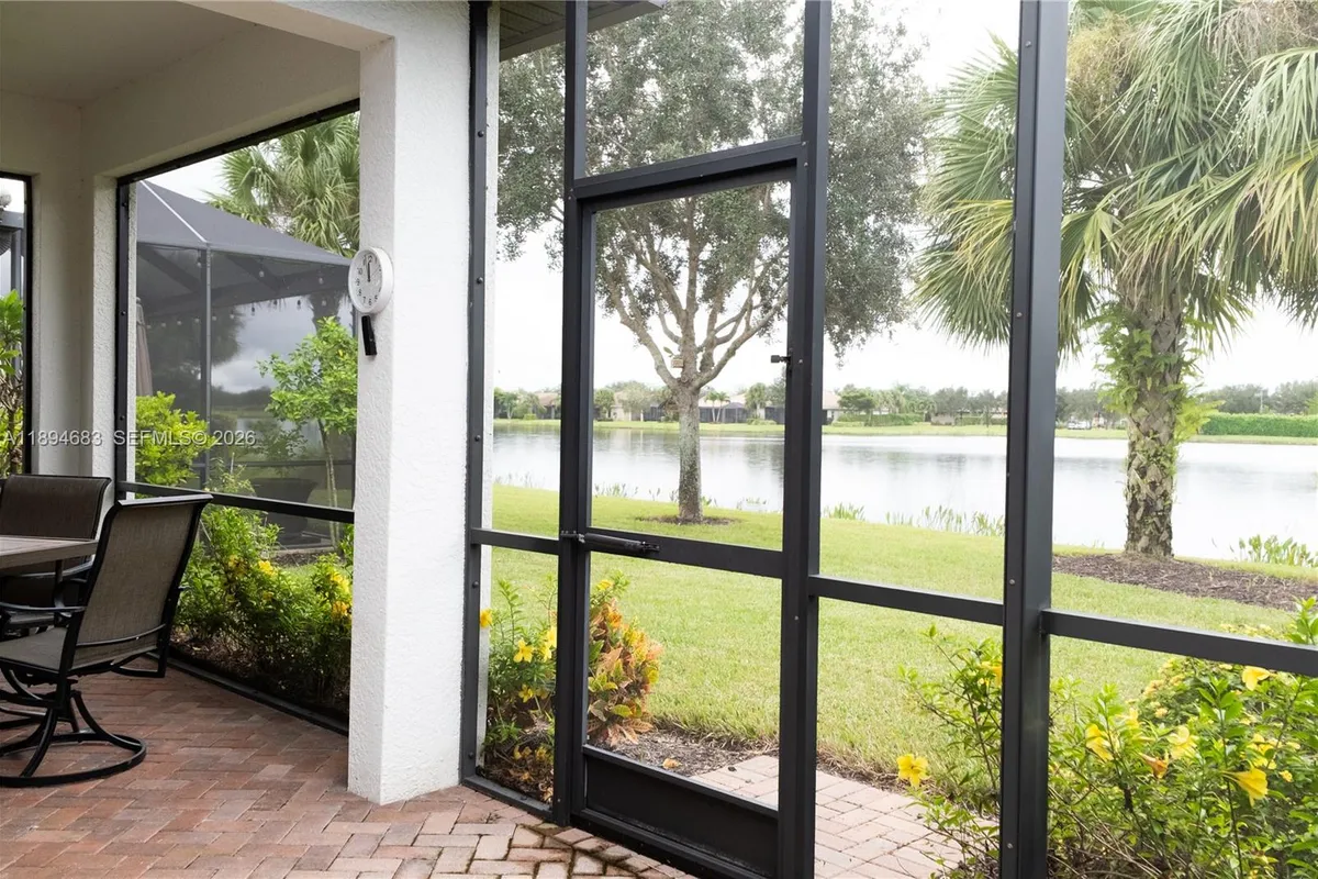 6268 Victory Dr, Ave Maria FL 34142