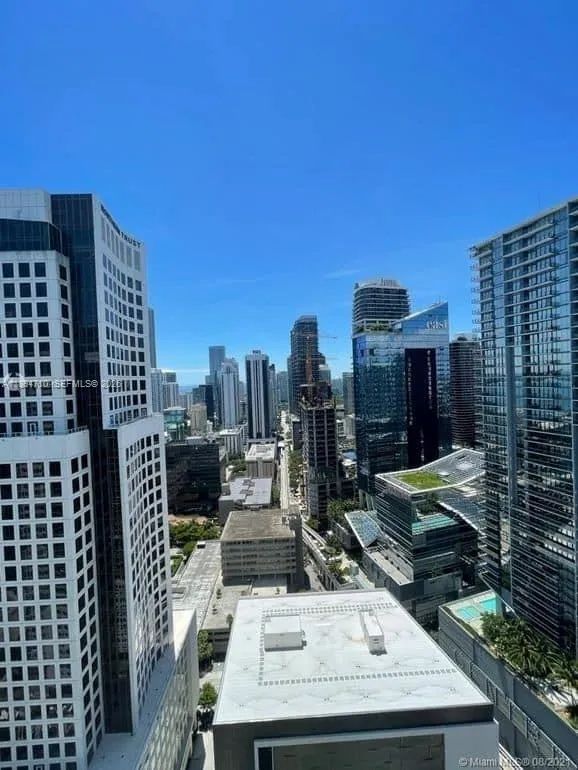 55 SE 6th St # 4004, Miami FL 33131