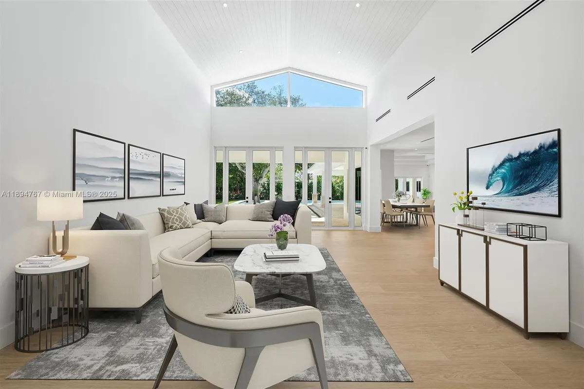 7900 SW 118th St, Pinecrest FL 33156