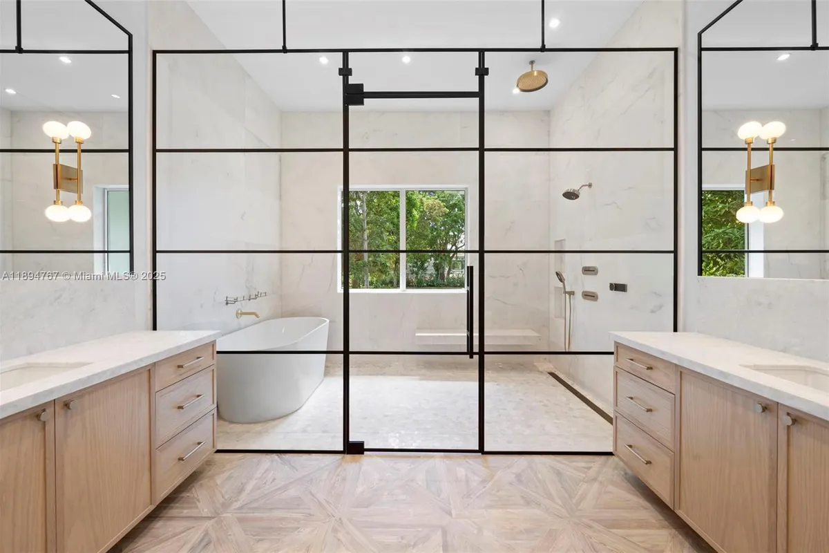 7900 SW 118th St, Pinecrest FL 33156