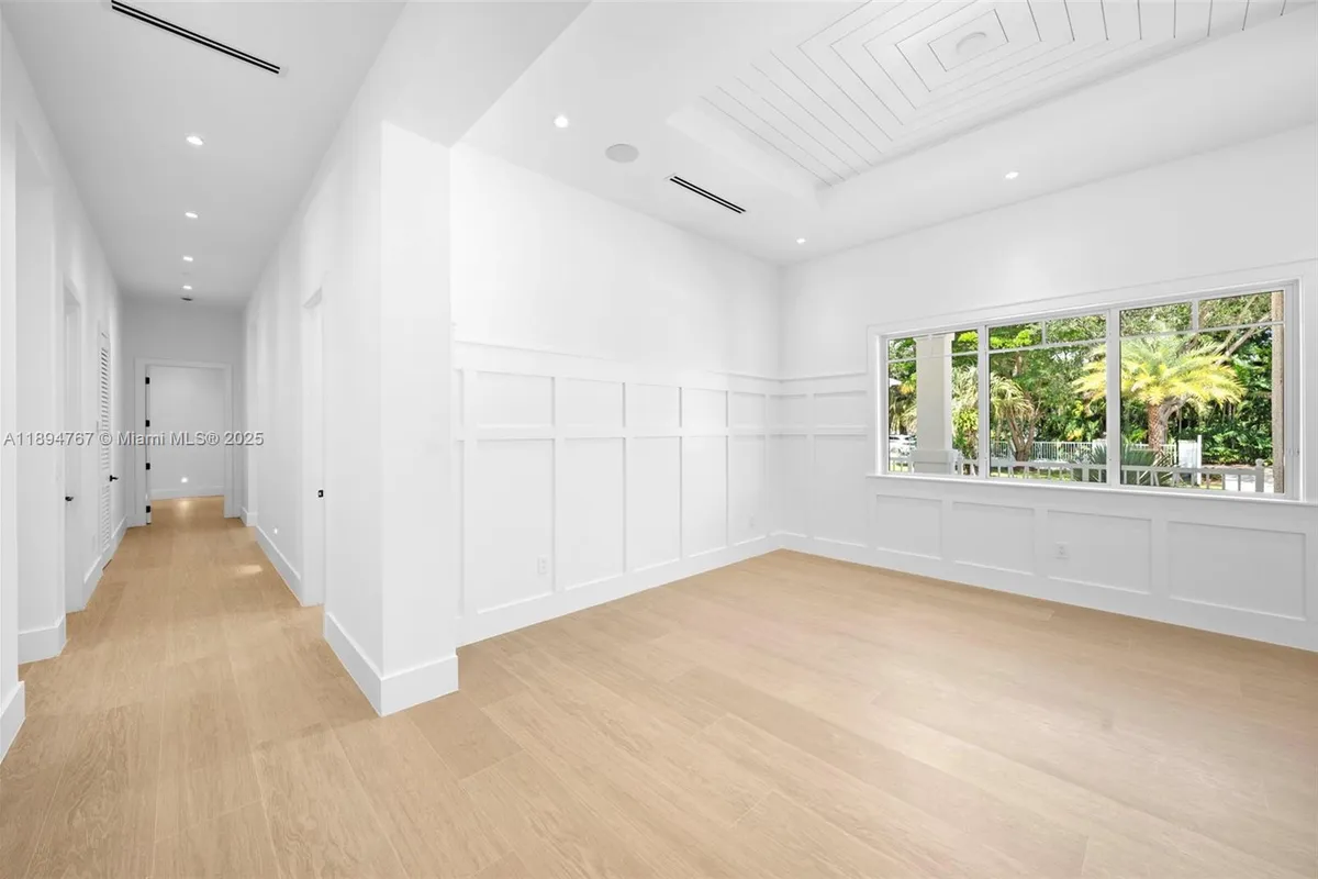 7900 SW 118th St, Pinecrest FL 33156