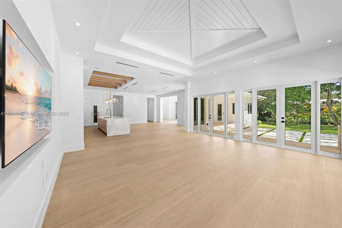 7900 SW 118th St, Pinecrest FL 33156