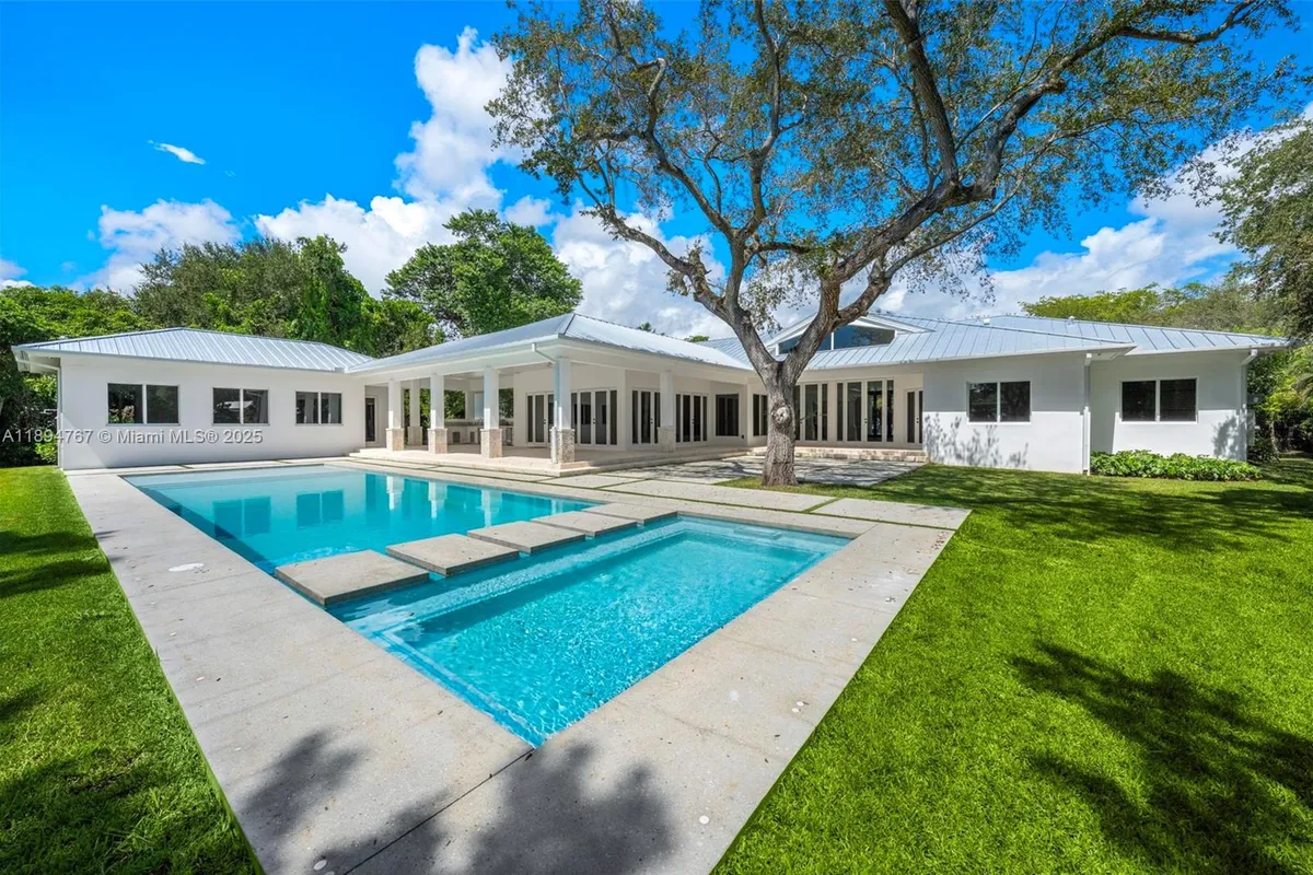 7900 SW 118th St, Pinecrest FL 33156