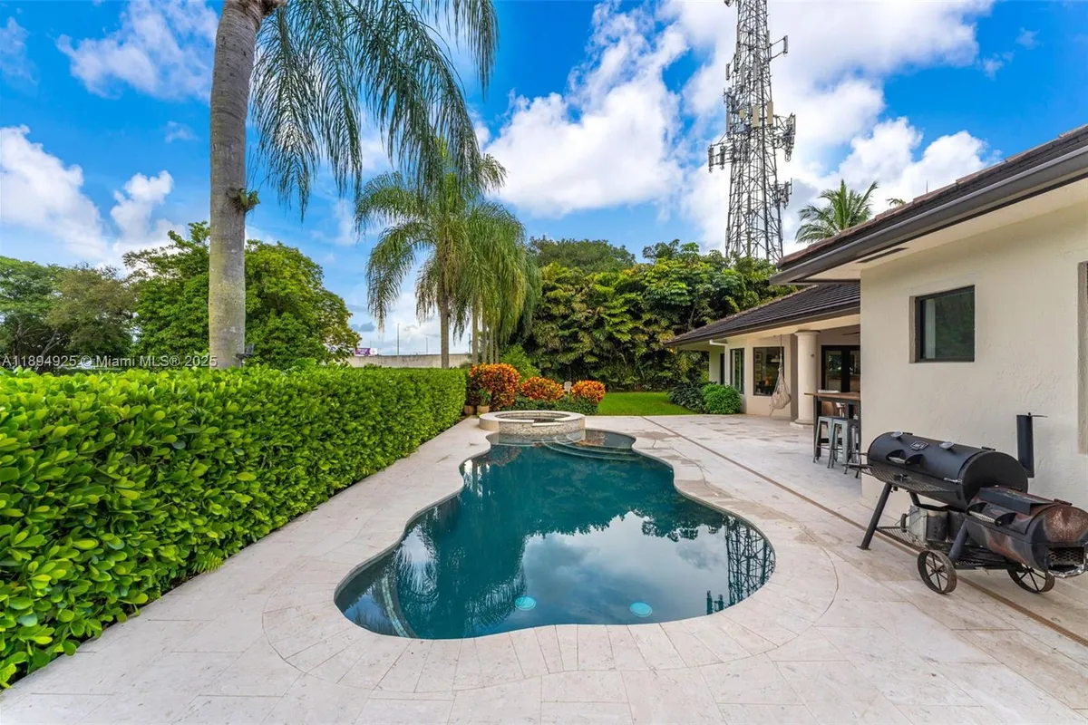 12019 SW 77th Ter, Miami FL 33183