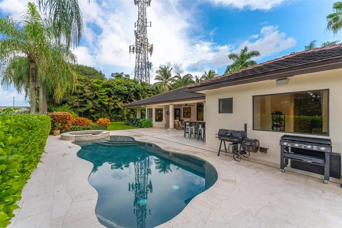 12019 SW 77th Ter, Miami FL 33183