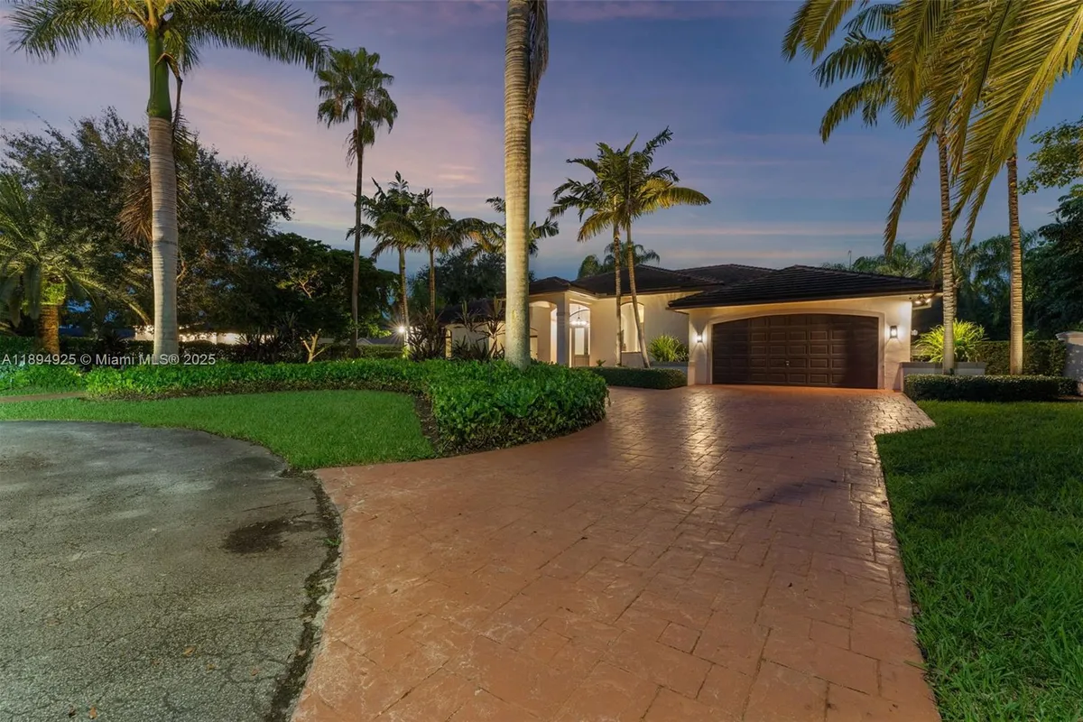 12019 SW 77th Ter, Miami FL 33183