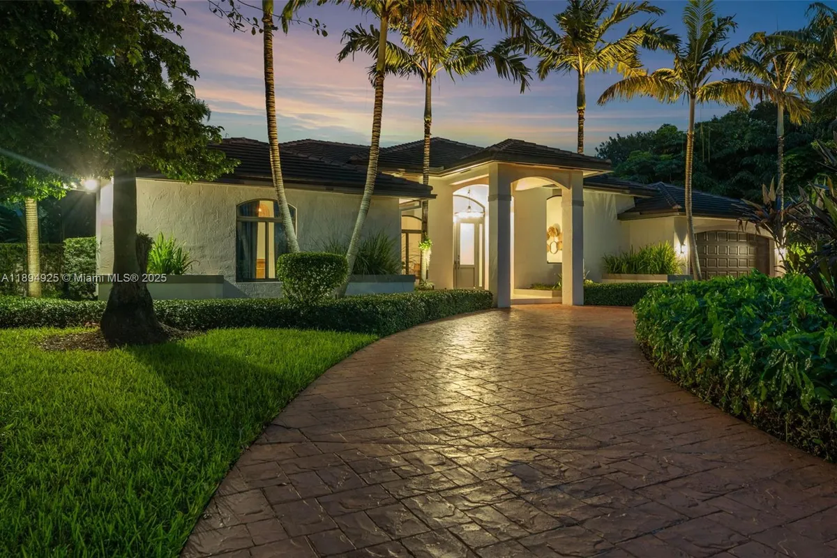 12019 SW 77th Ter, Miami FL 33183