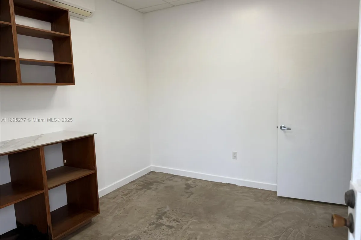 1870 NW 21 TERRACE, Miami FL 33142