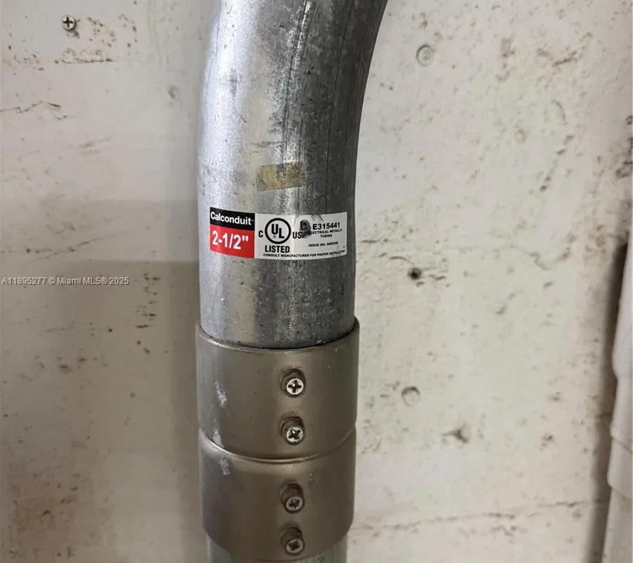 1870 NW 21 TERRACE, Miami FL 33142