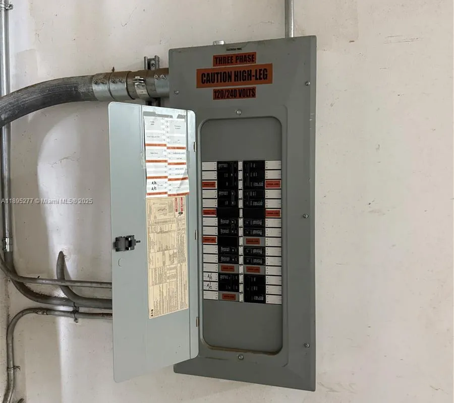 1870 NW 21 TERRACE, Miami FL 33142