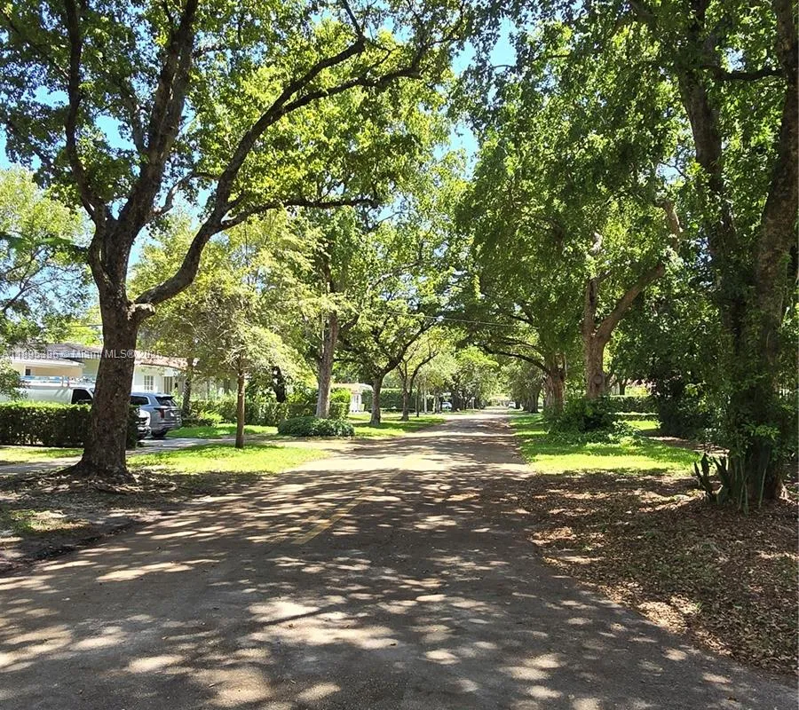 103 Romano Ave, Coral Gables FL 33134