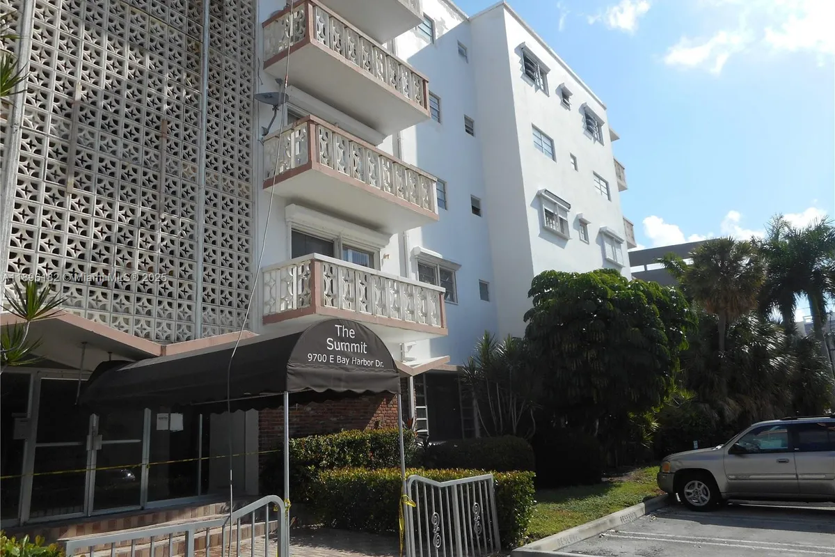 9700 E Bay Harbor Dr # 505, Bay Harbor Islands FL 33154