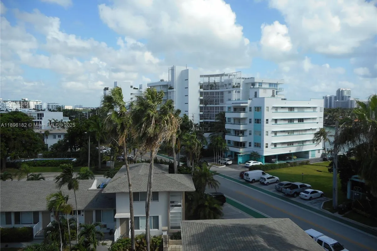 9700 E Bay Harbor Dr # 505, Bay Harbor Islands FL 33154