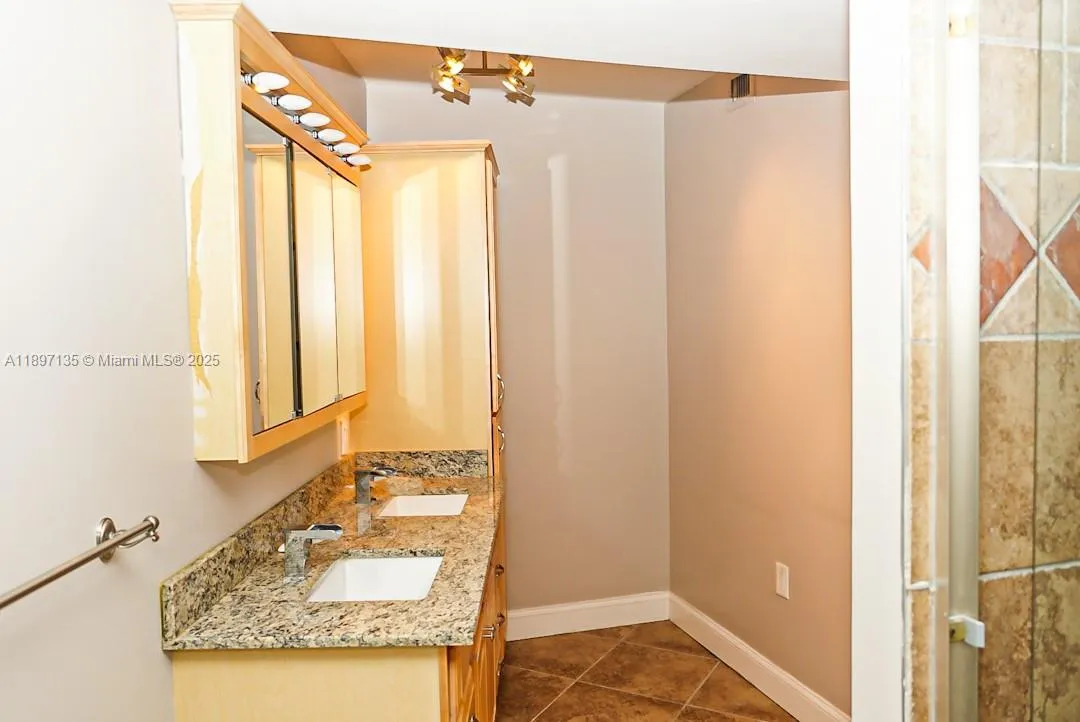 100 Golden Isles Dr # 10, Hallandale Beach FL 33009