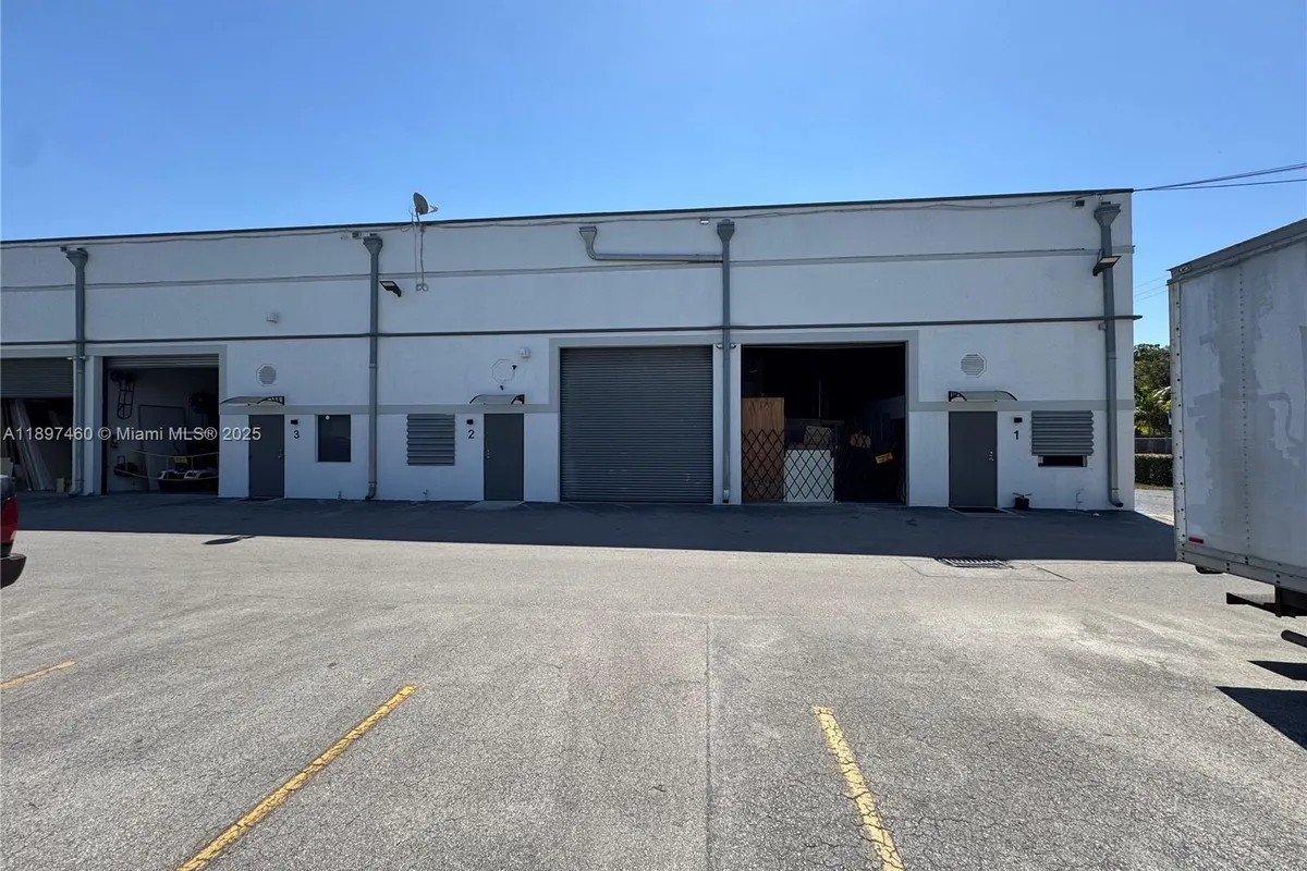 12101 NW 98th Ave # 3, Hialeah Gardens FL 33018