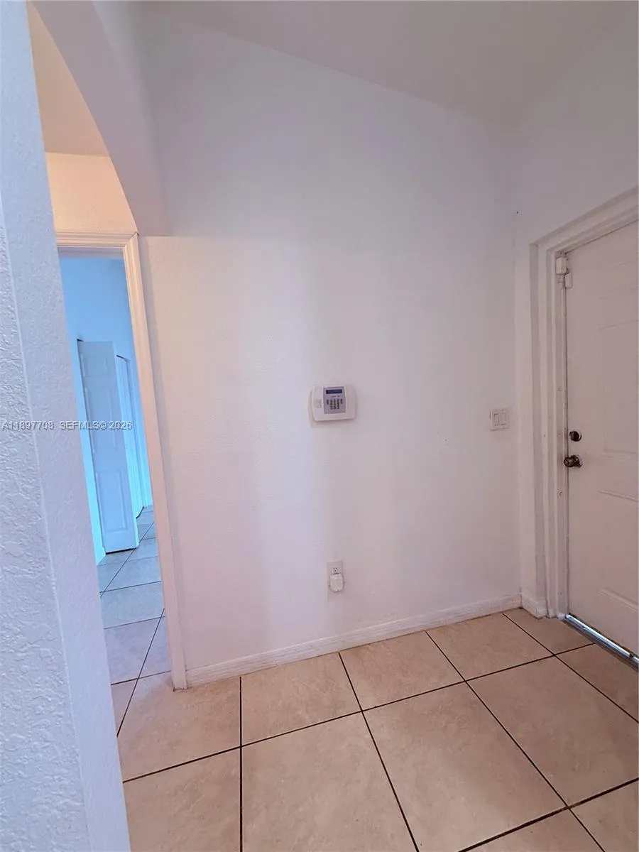 3820 SW 48th Ave # 31, Pembroke Park FL 33023