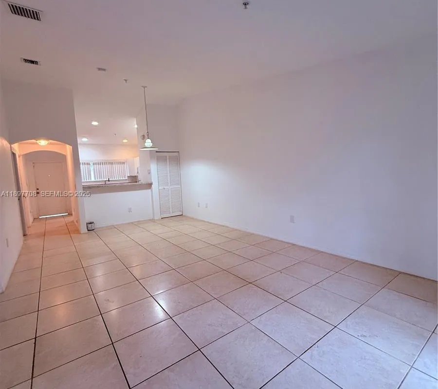 3820 SW 48th Ave # 31, Pembroke Park FL 33023