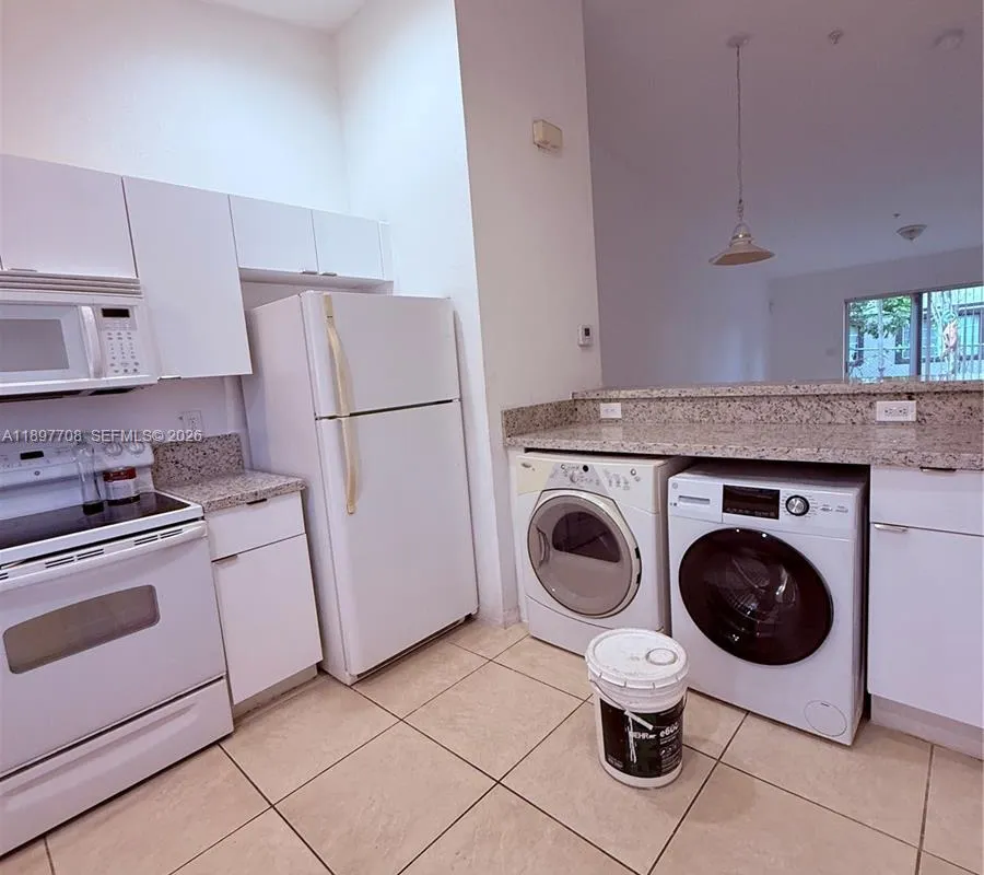 3820 SW 48th Ave # 31, Pembroke Park FL 33023