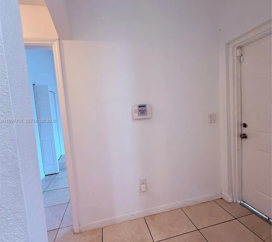 3820 SW 48th Ave # 31, Pembroke Park FL 33023