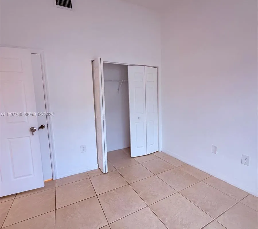 3820 SW 48th Ave # 31, Pembroke Park FL 33023