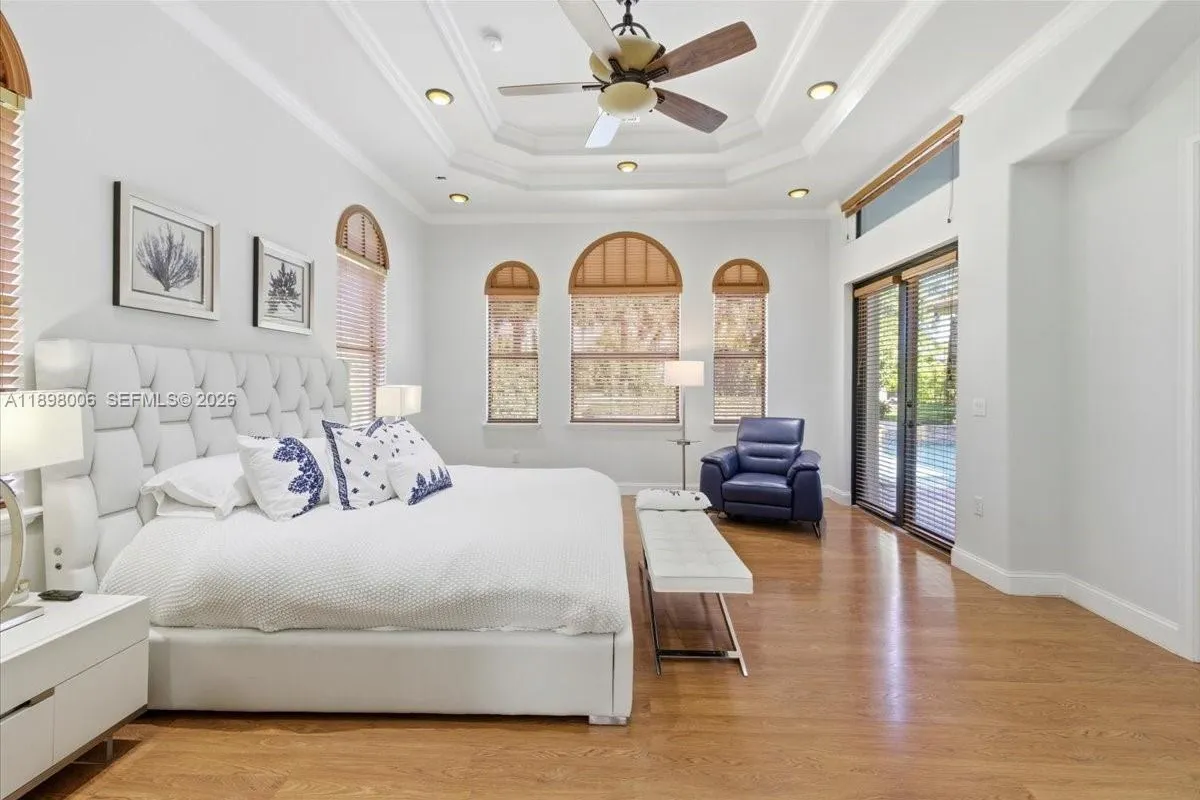 10181 NW 131st St, Hialeah Gardens FL 33018