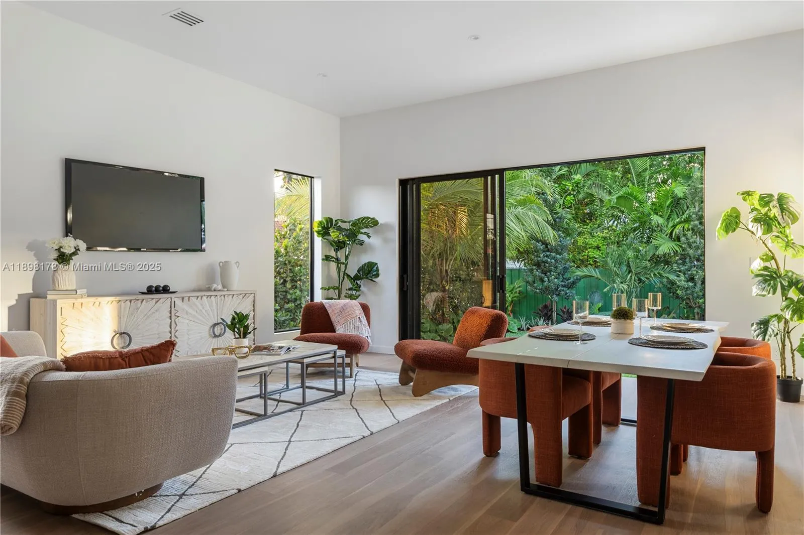 2434 SW 19th St, Miami FL 33145