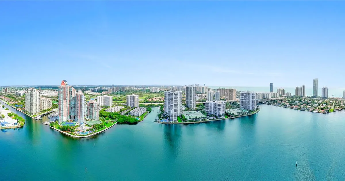 3600 Mystic Pointe Dr # 511, Aventura FL 33180