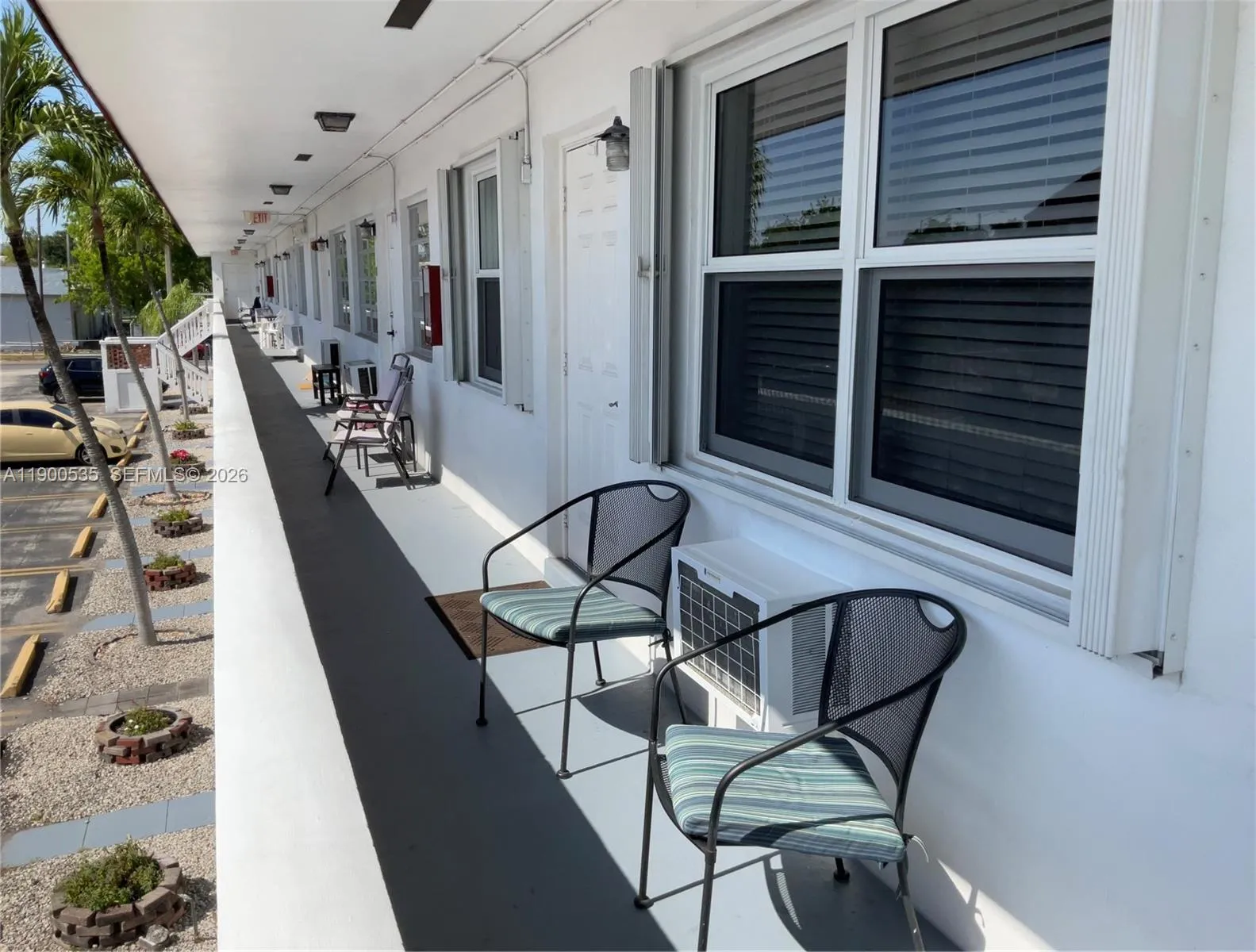 22 SE 3rd Ter # 18, Dania Beach FL 33004