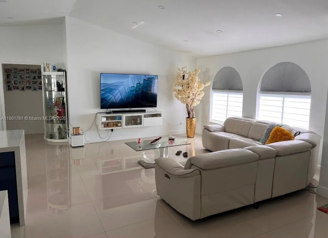 15063 SW 148th Ct, Miami FL 33196