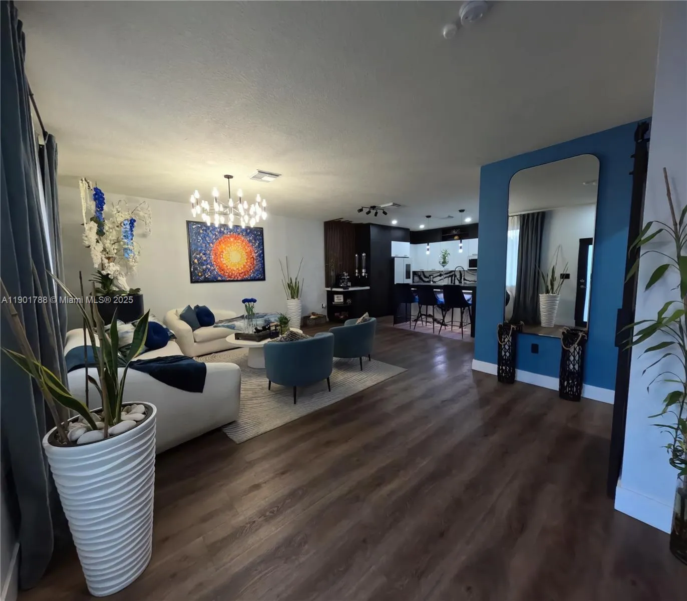 4256 NW 83rd Ave, Doral FL 33166