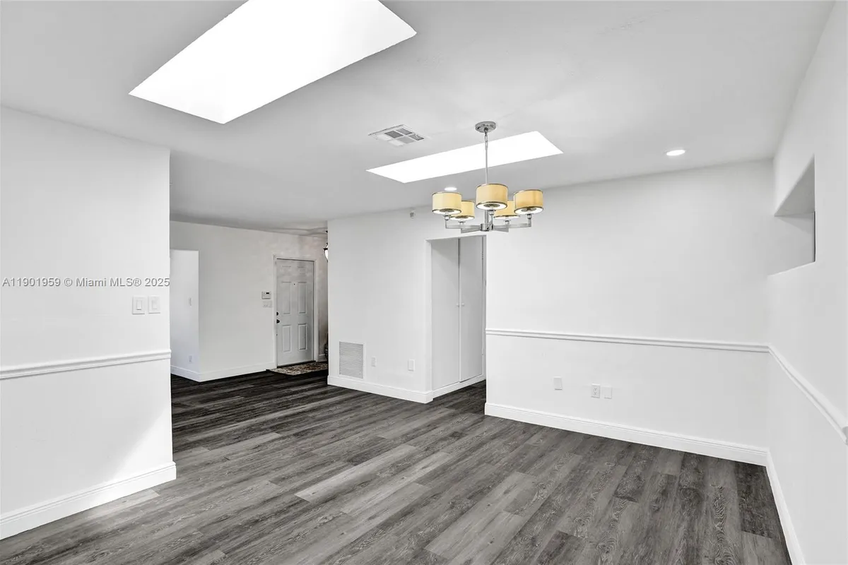 6300 SW 62nd Pl, South Miami FL 33143