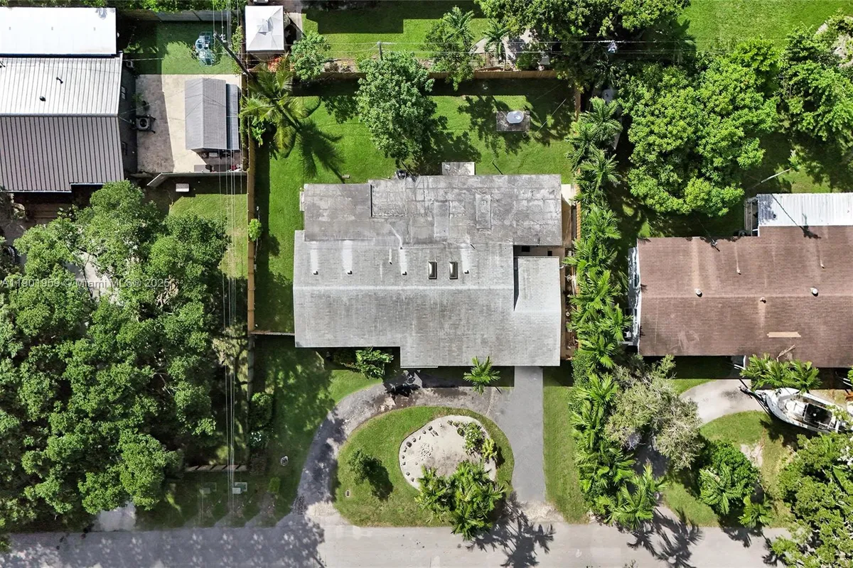 6300 SW 62nd Pl, South Miami FL 33143