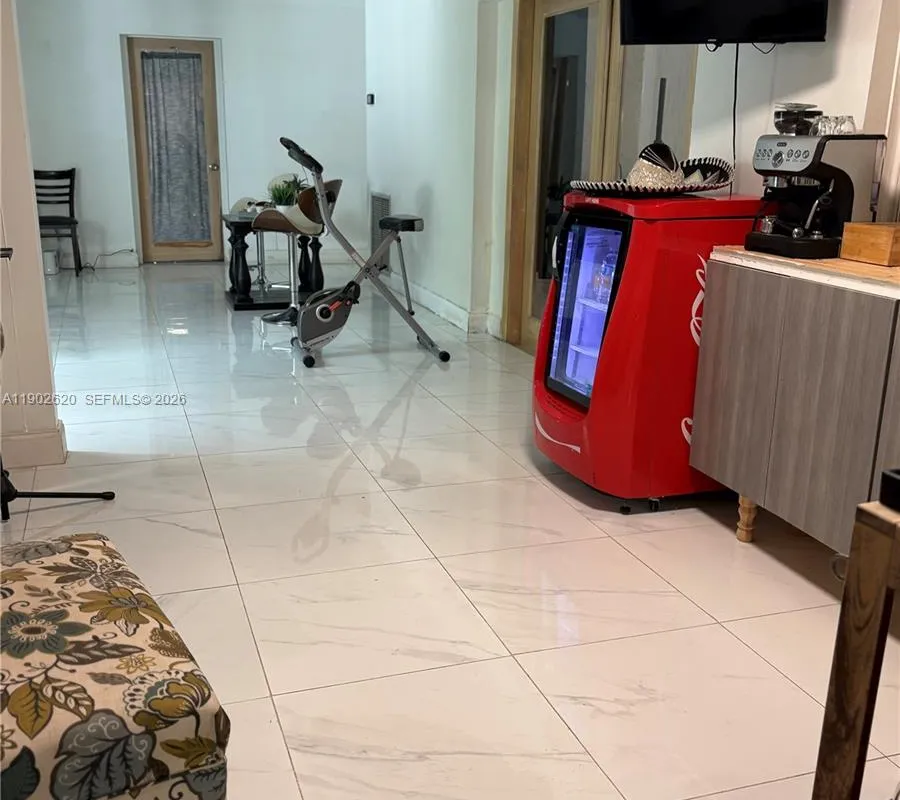 10610 SW 128th Ave, Miami FL 33186