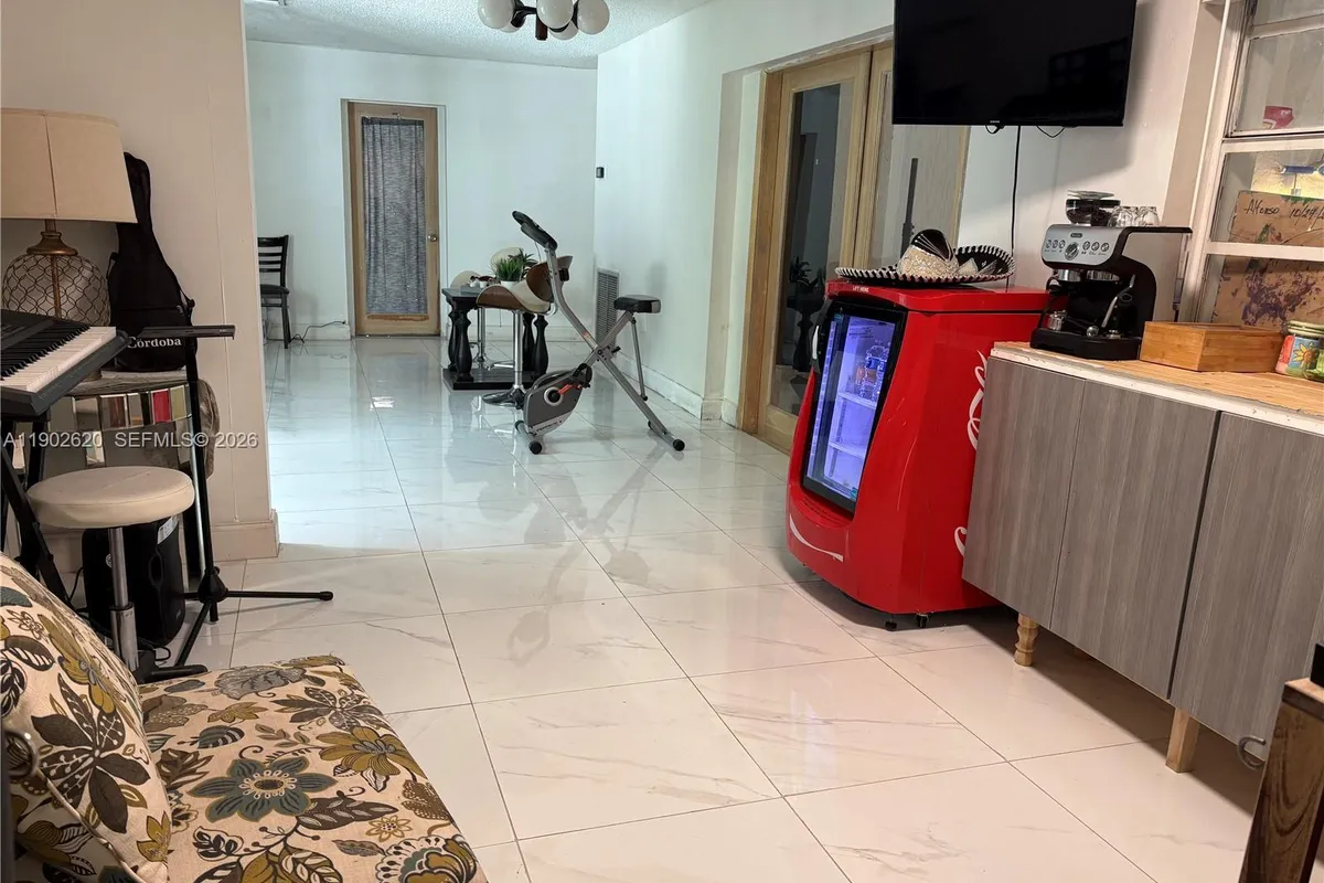 10610 SW 128th Ave, Miami FL 33186