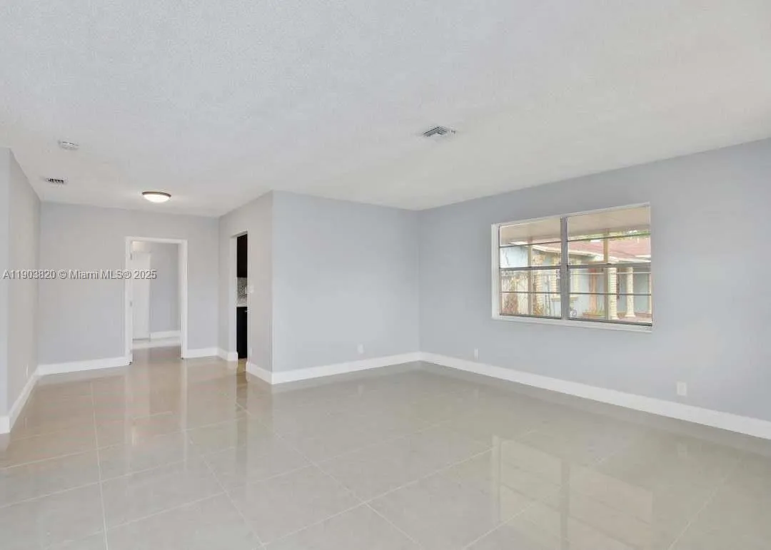 7603 Kimberly Blvd # 0, North Lauderdale FL 33068