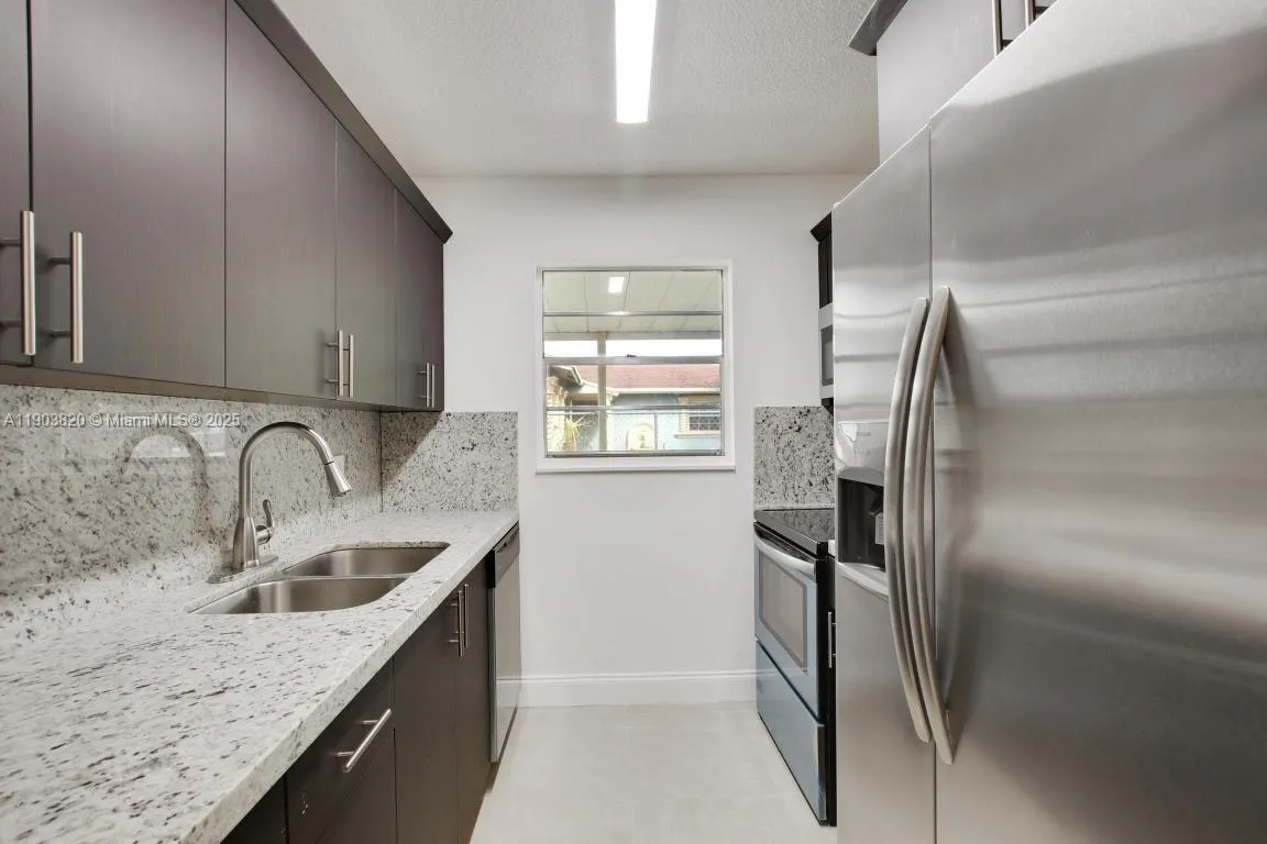 7603 Kimberly Blvd # 0, North Lauderdale FL 33068