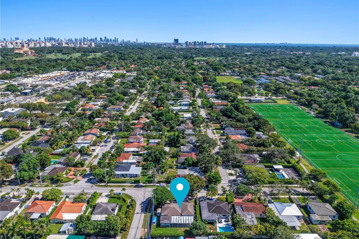 4200 SW 60th Ct, Miami FL 33155