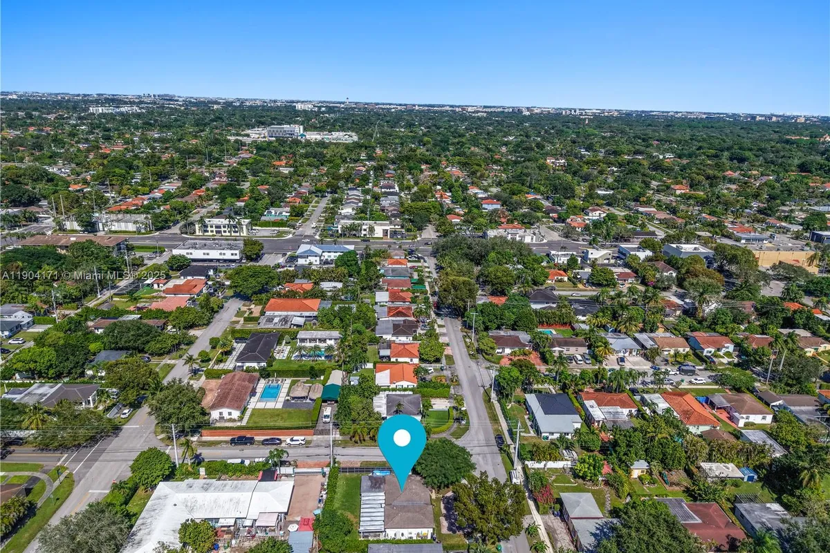 4200 SW 60th Ct, Miami FL 33155